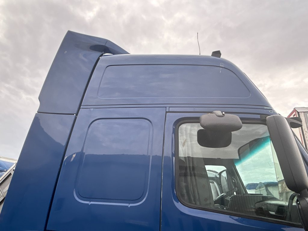 شاحنة VOLVO: صورة 22