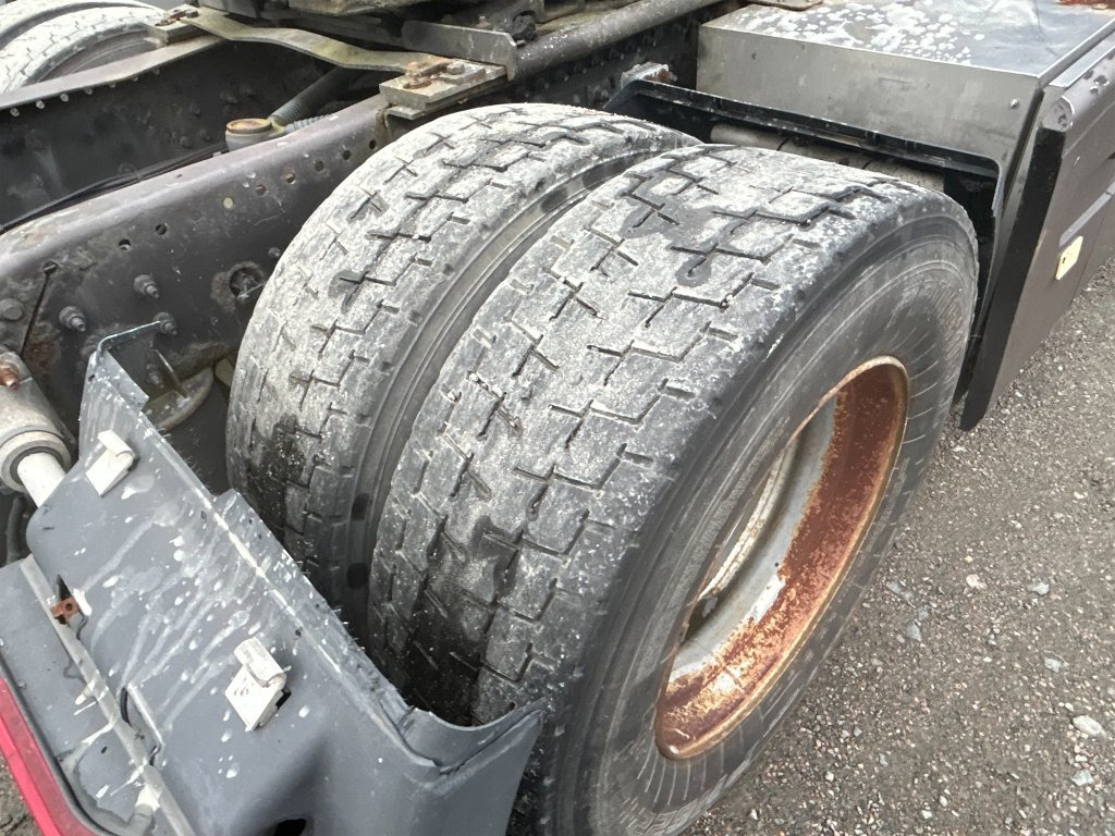 شاحنة VOLVO: صورة 34