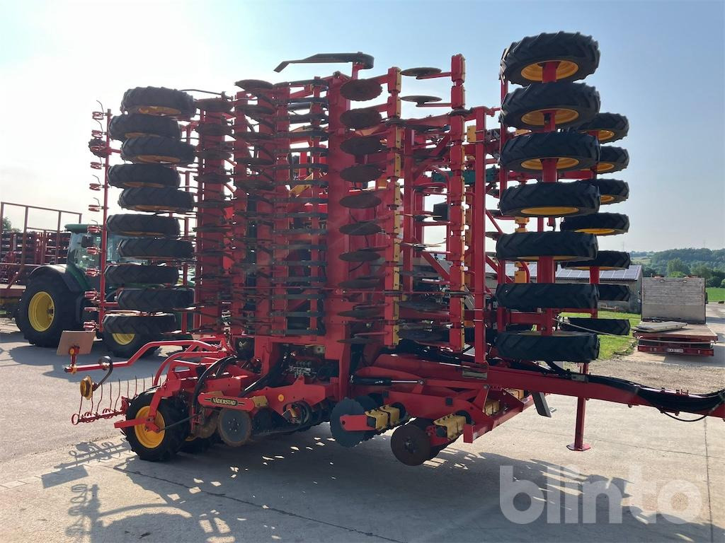 Väderstad Rapid RDA 800 S (2013) - آلة البذار متعددة الوظائف: صورة 4 Väderstad Rapid RDA 800 S (2013) - آلة البذار متعددة الوظائف: صورة 4