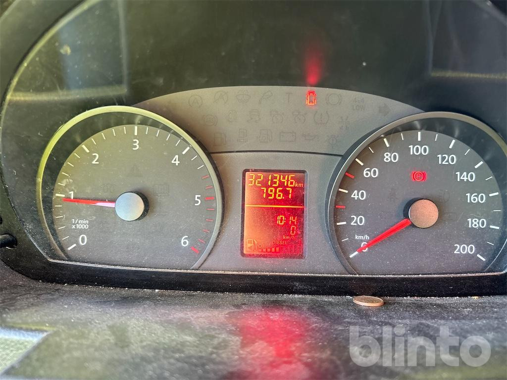 Volkswagen Crafter (2012) - فان: صورة 5 Volkswagen Crafter (2012) - فان: صورة 5