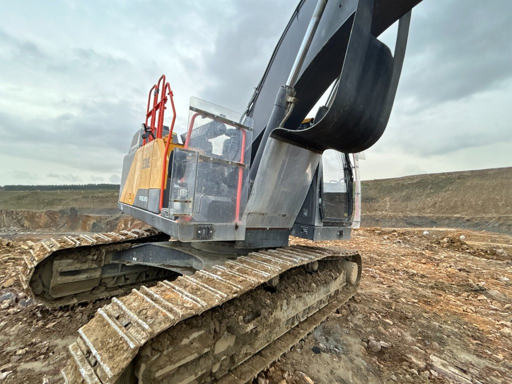 حفار زحاف Volvo EC300EL: صورة 26 حفار زحاف Volvo EC300EL: صورة 26