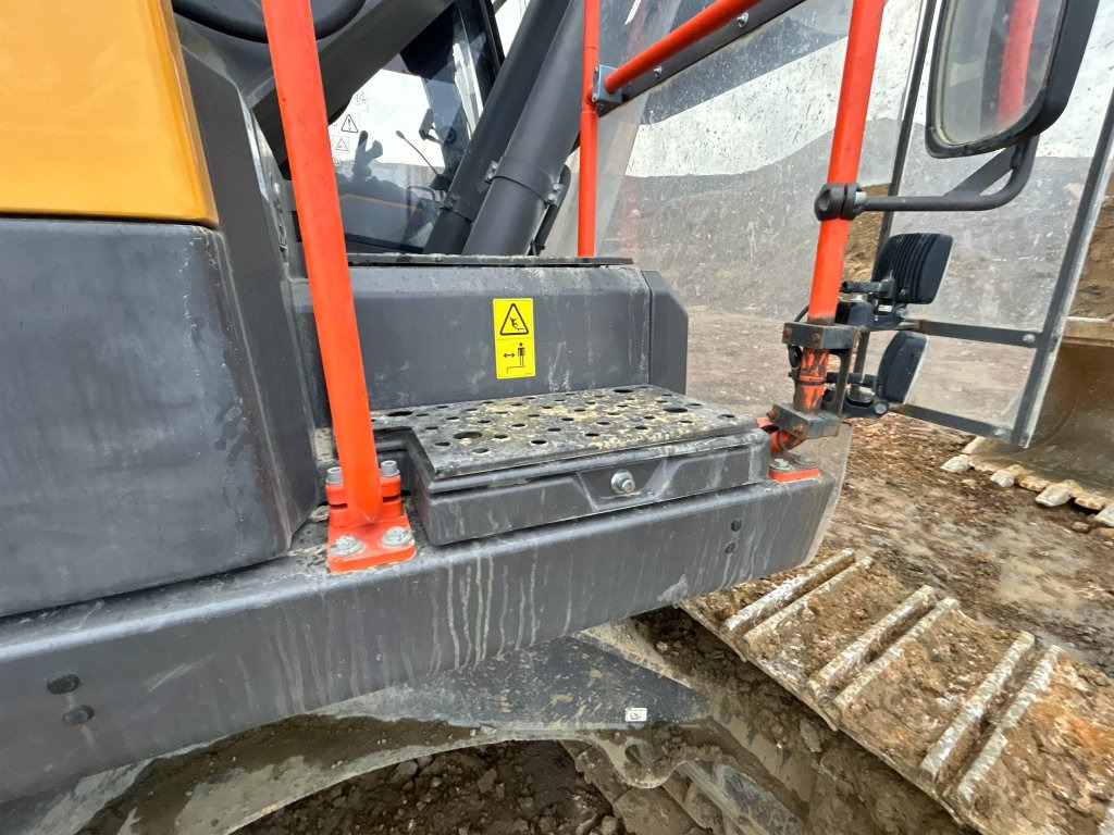 حفار زحاف Volvo EC300EL: صورة 49 حفار زحاف Volvo EC300EL: صورة 49