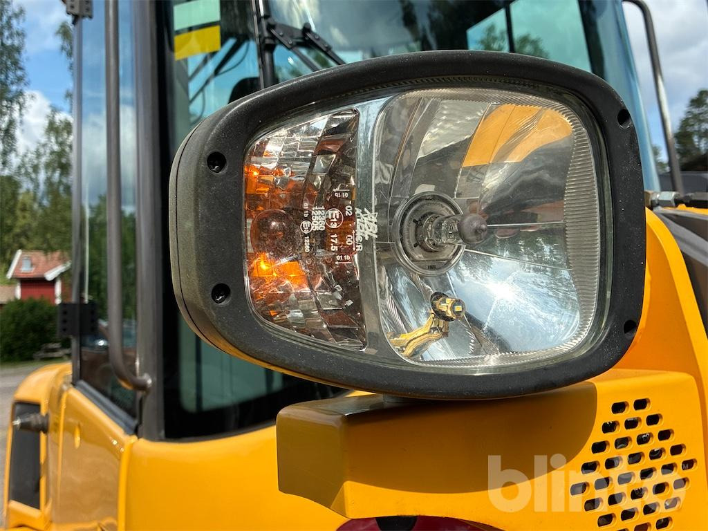 اللودر بعجل Volvo L35G: صورة 47