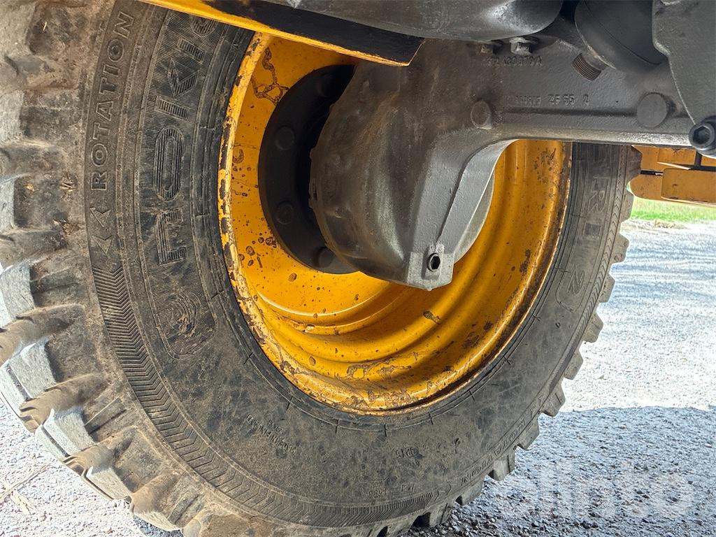 اللودر بعجل Volvo L35G: صورة 43