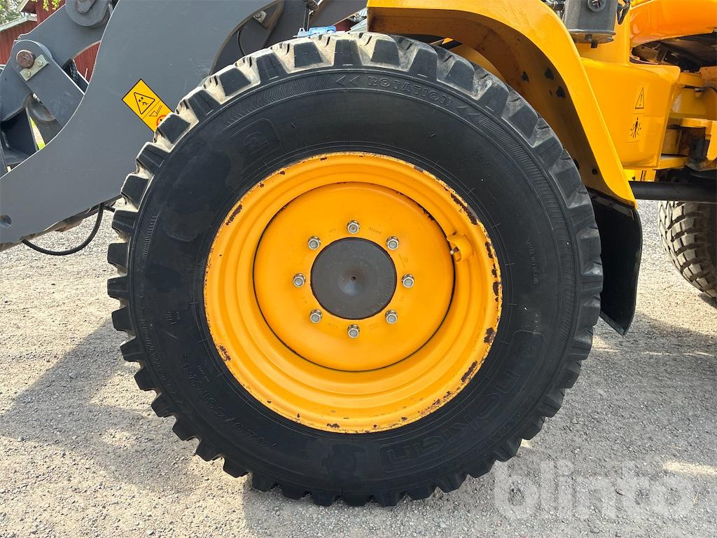 اللودر بعجل Volvo L35G: صورة 19