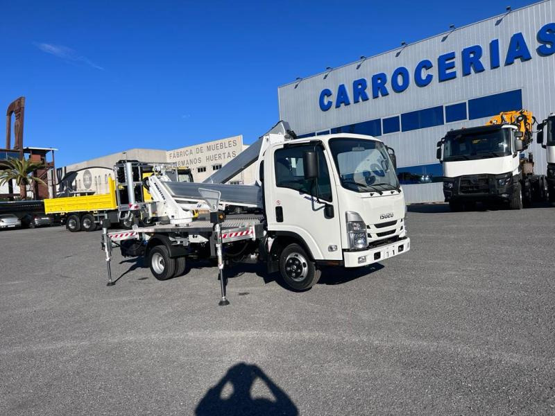 Isuzu HX200 - منصة تلسكوبية محمولة على شاحنة: صورة 5 Isuzu HX200 - منصة تلسكوبية محمولة على شاحنة: صورة 5