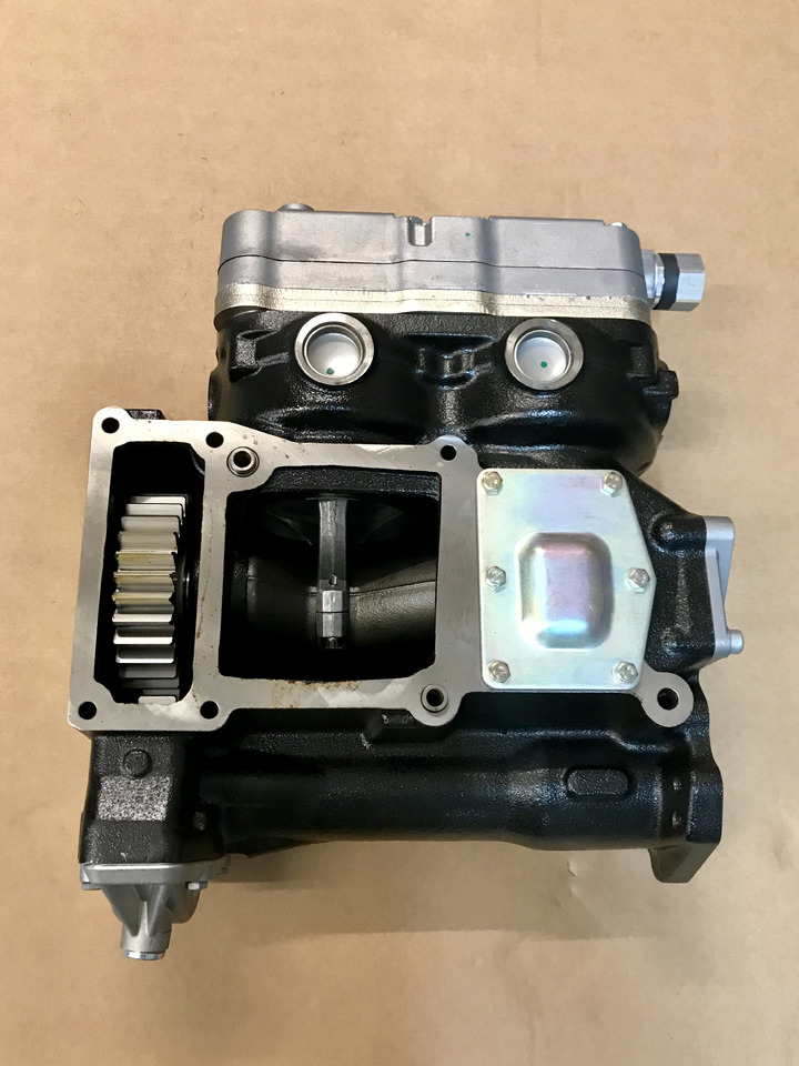 COMPRESSORE ARIA BICILINDRICO CON PRESA DI FORZA - MAN 51541007115 - KNORR LK4960 - الضاغط: صورة 5 COMPRESSORE ARIA BICILINDRICO CON PRESA DI FORZA - MAN 51541007115 - KNORR LK4960 - الضاغط: صورة 5