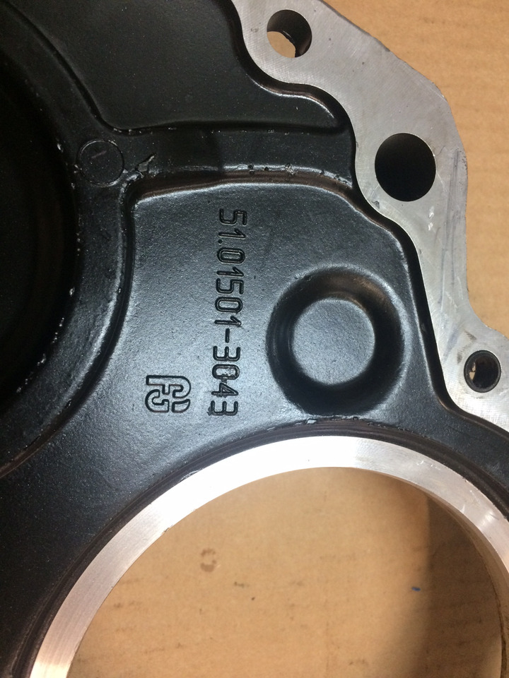 COPERCHIO BASAMENTO MAN 51015015025 - علبة المرافق - شاحنة: صورة 3 COPERCHIO BASAMENTO MAN 51015015025 - علبة المرافق - شاحنة: صورة 3