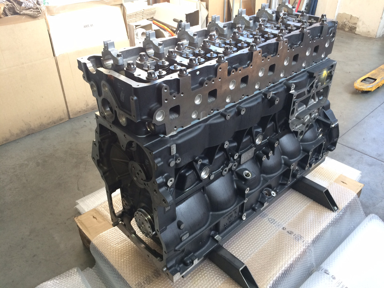 MOTORE MAN D2676 LOH31 - 480CV - EURO 6 - MOTORE AUTOBUS VERTICALE - محرك - حافلة: صورة 2 MOTORE MAN D2676 LOH31 - 480CV - EURO 6 - MOTORE AUTOBUS VERTICALE - محرك - حافلة: صورة 2