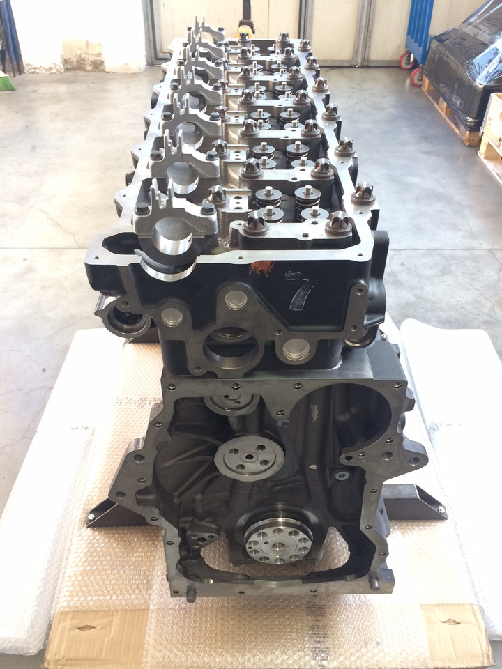 MOTORE MAN D2676 LOH36 - 460CV - EURO 6 - MOTORE AUTOBUS VERTICALE - محرك - حافلة: صورة 3 MOTORE MAN D2676 LOH36 - 460CV - EURO 6 - MOTORE AUTOBUS VERTICALE - محرك - حافلة: صورة 3