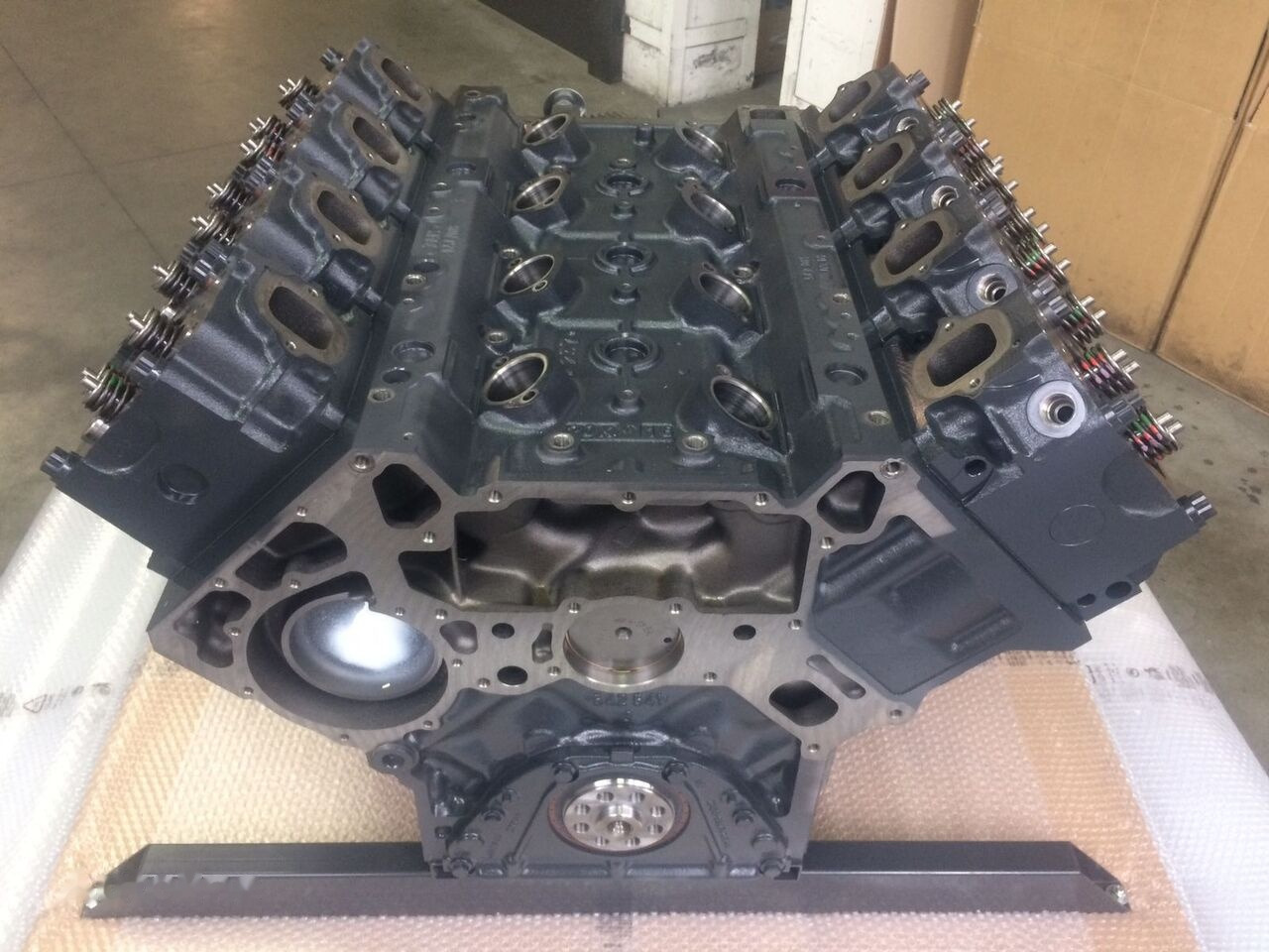 حاجز الاسطوانة - شاحنة Mercedes-Benz OM502LA: صورة 1