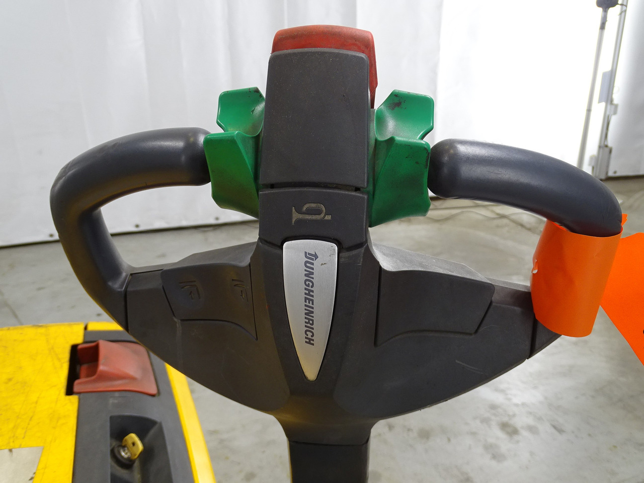 Jungheinrich EJC216/1590MM - آلة التكديس: صورة 3 Jungheinrich EJC216/1590MM - آلة التكديس: صورة 3