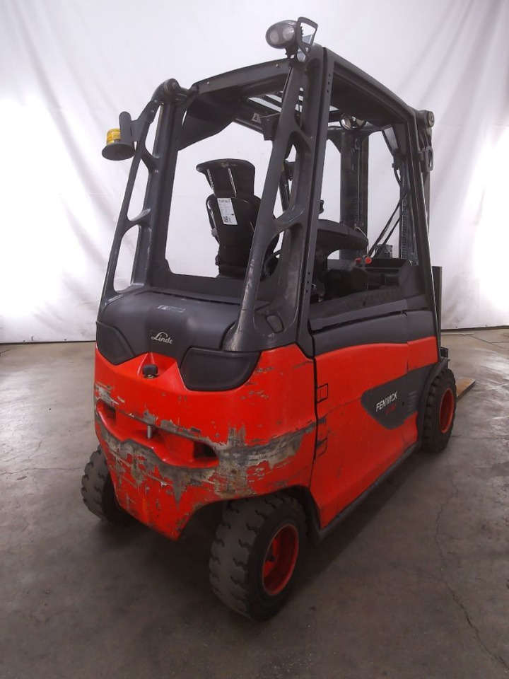 Linde E30HL-01/600 - رافعة شوكية كهربائية: صورة 2 Linde E30HL-01/600 - رافعة شوكية كهربائية: صورة 2