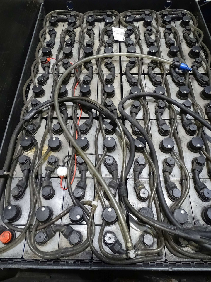 Linde P250 - جرار السحب الكهربائي: صورة 4 Linde P250 - جرار السحب الكهربائي: صورة 4