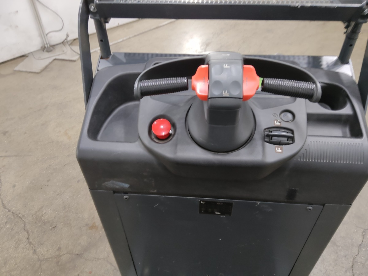 Linde V08-02 - آلة إعداد الطلب: صورة 3 Linde V08-02 - آلة إعداد الطلب: صورة 3