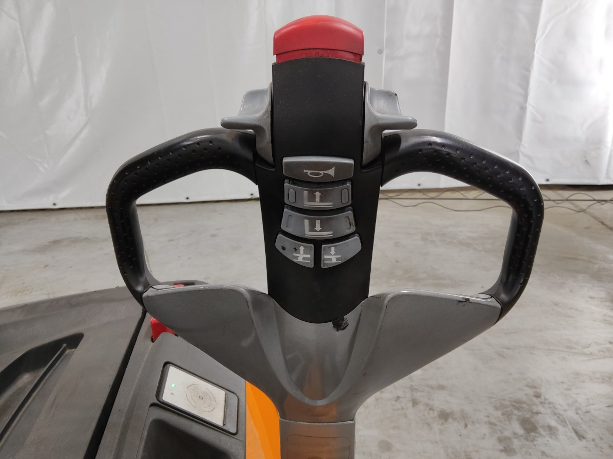 Still EXV20I/1400MM - آلة التكديس: صورة 3 Still EXV20I/1400MM - آلة التكديس: صورة 3