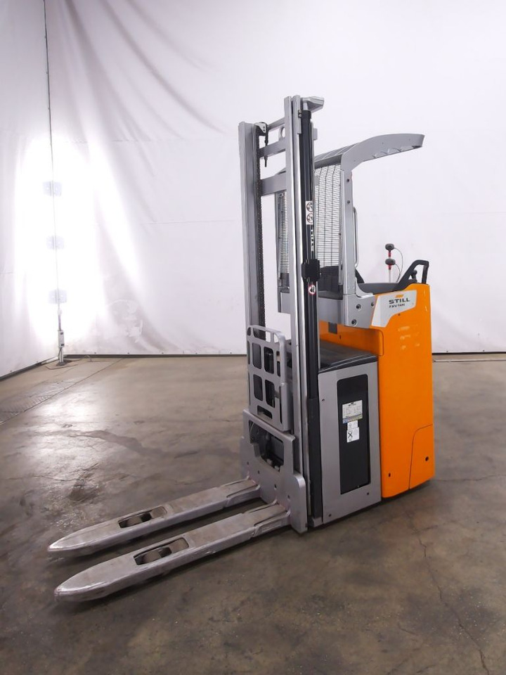 Still FXV14N - آلة التكديس: صورة 1 Still FXV14N - آلة التكديس: صورة 1