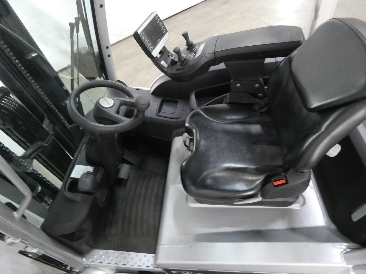 Still RX20-20P/BRONZE - رافعة شوكية كهربائية: صورة 3 Still RX20-20P/BRONZE - رافعة شوكية كهربائية: صورة 3