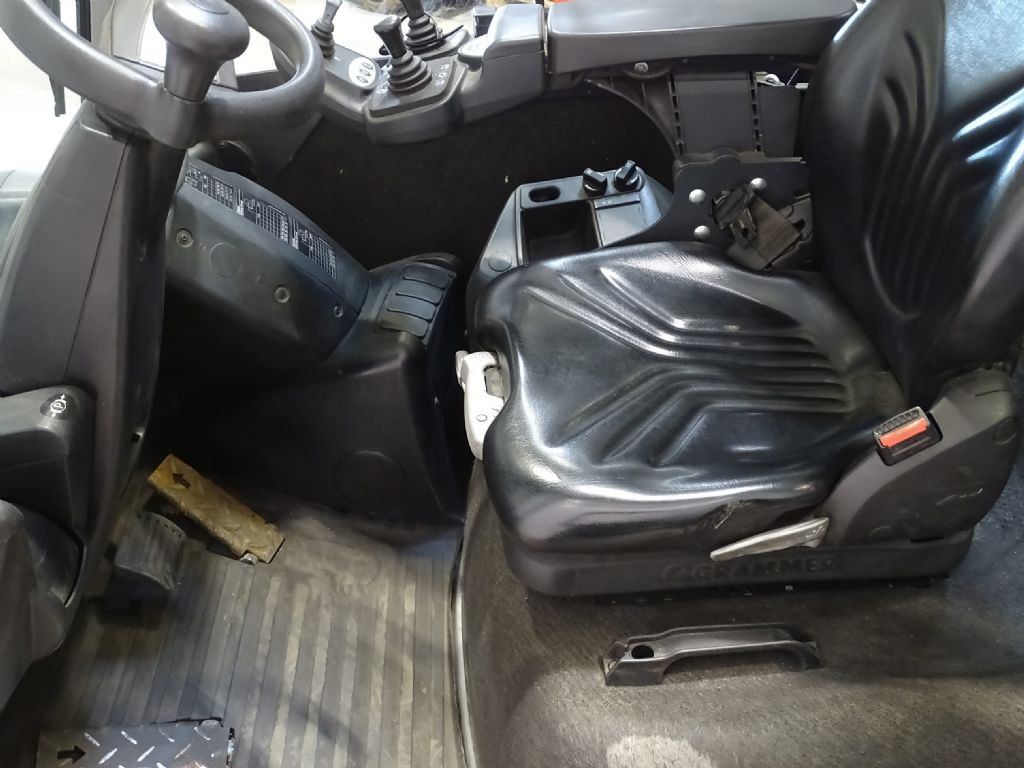 Still RX70-35H - رافعة شوكية ديزل: صورة 3 Still RX70-35H - رافعة شوكية ديزل: صورة 3