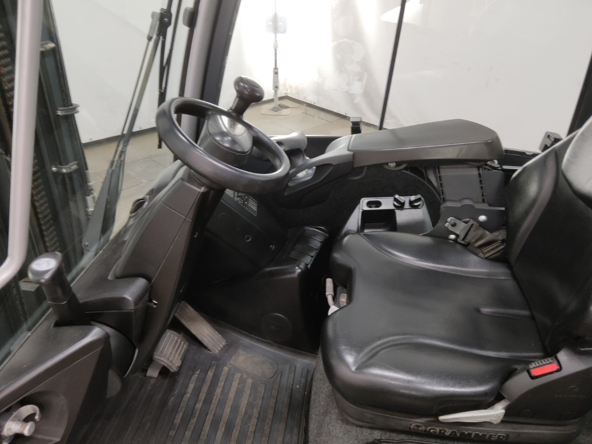 Still RX70-35H - رافعة شوكية ديزل: صورة 3 Still RX70-35H - رافعة شوكية ديزل: صورة 3