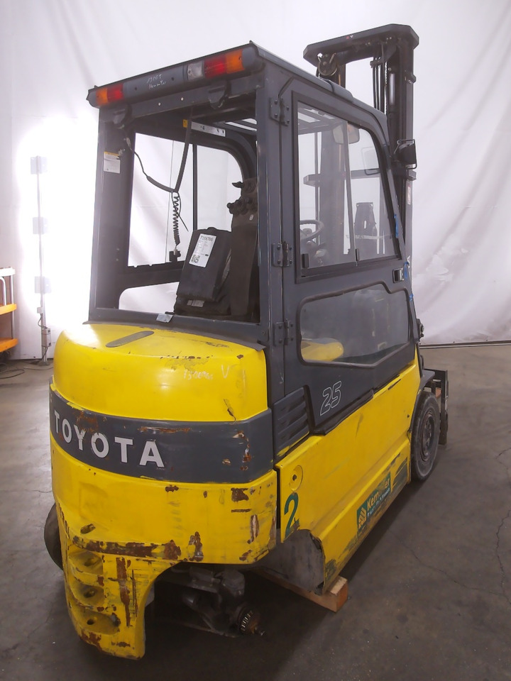 Toyota 7FBMF25 - رافعة شوكية كهربائية: صورة 2 Toyota 7FBMF25 - رافعة شوكية كهربائية: صورة 2