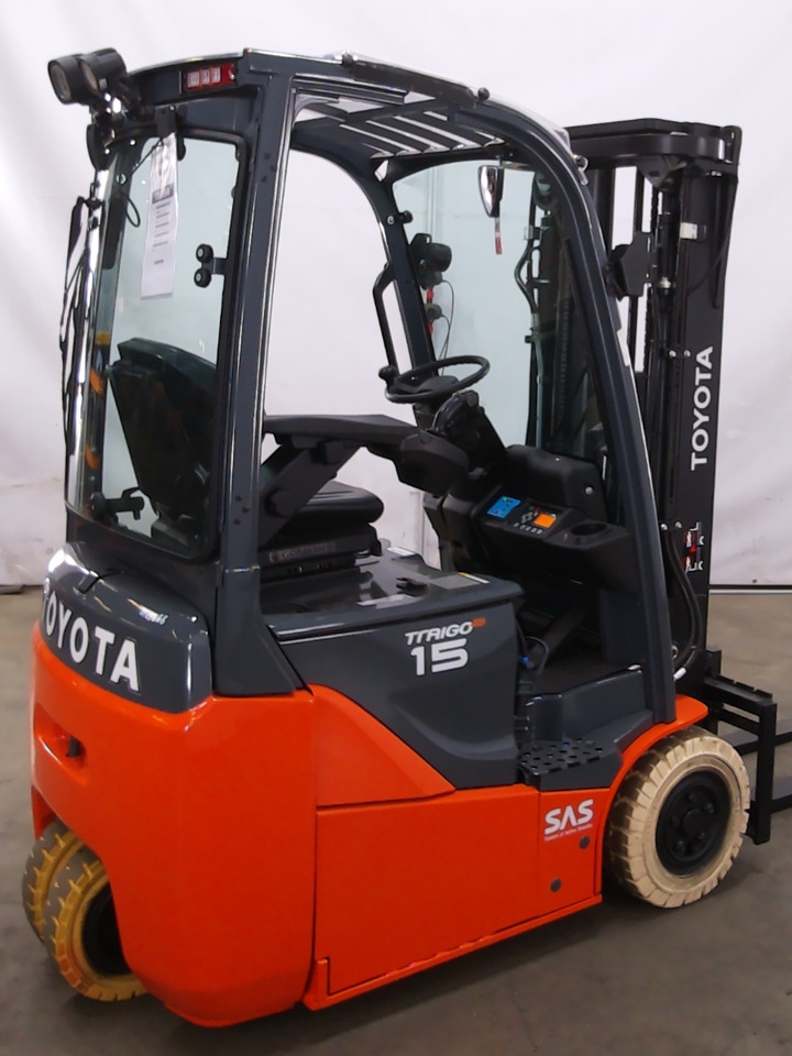 Toyota 8FBE15T - رافعة شوكية كهربائية: صورة 2 Toyota 8FBE15T - رافعة شوكية كهربائية: صورة 2
