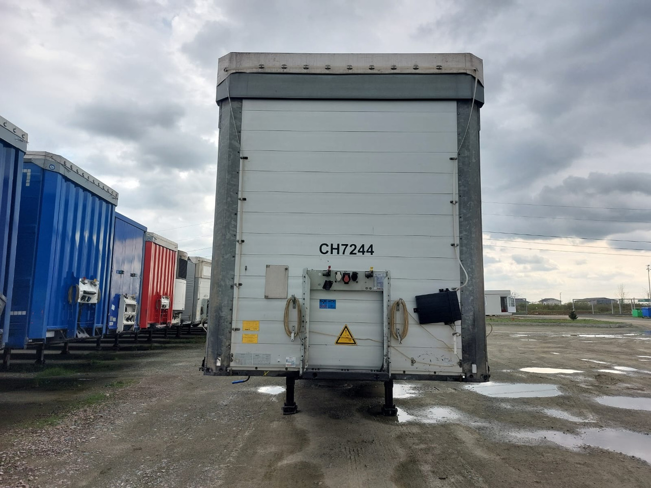 Schmitz Cargobull SCB*S3B - نصف مقطورة ستارة: صورة 2 Schmitz Cargobull SCB*S3B - نصف مقطورة ستارة: صورة 2