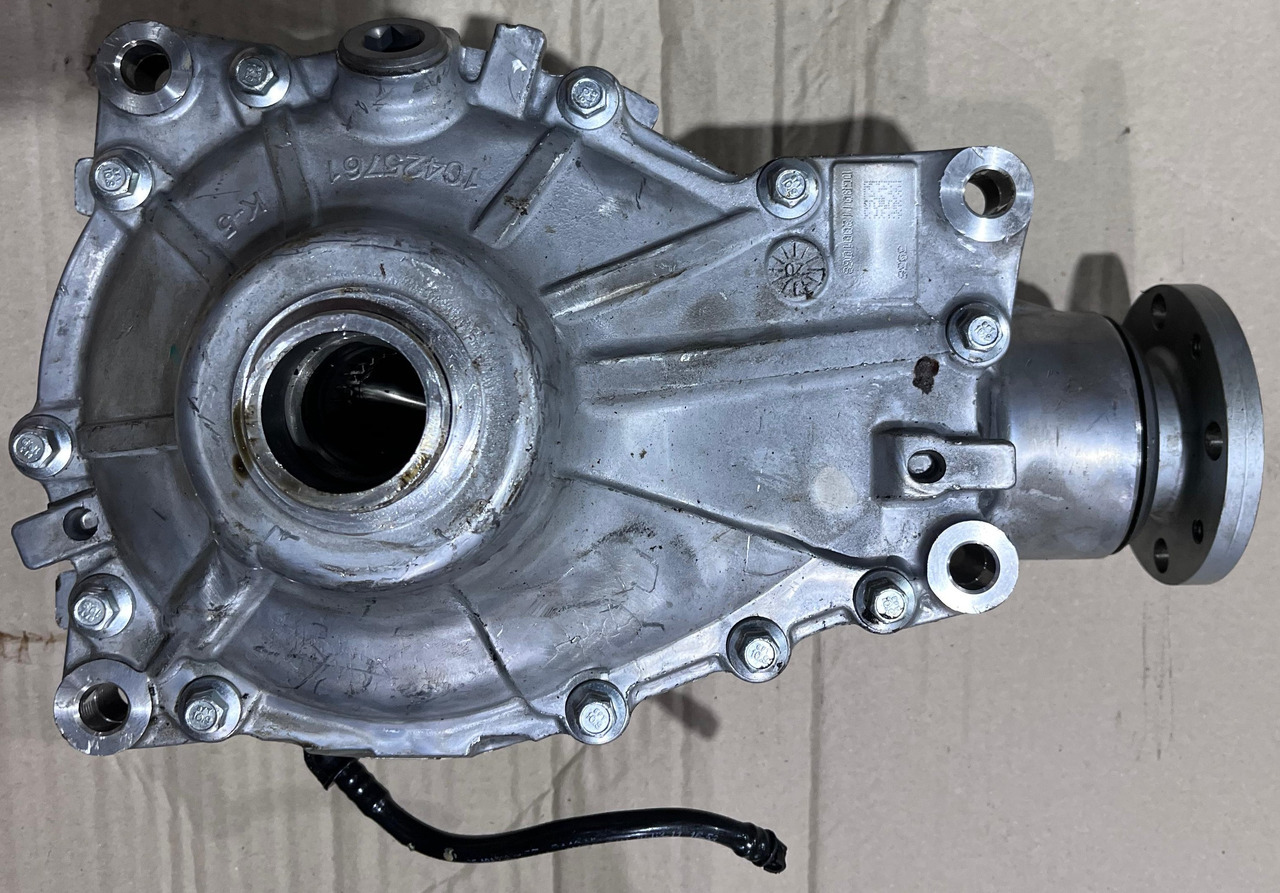 BMW 7558153 FRONT DIFFERENTIAL - علبة التروس و قطع الغيار - آليات: صورة 1 BMW 7558153 FRONT DIFFERENTIAL - علبة التروس و قطع الغيار - آليات: صورة 1