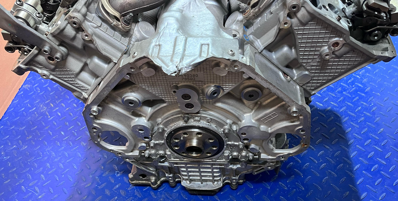 BMW Motor N63B44D Euro 6 - المحرك و قطع الغيار - آليات: صورة 2 BMW Motor N63B44D Euro 6 - المحرك و قطع الغيار - آليات: صورة 2