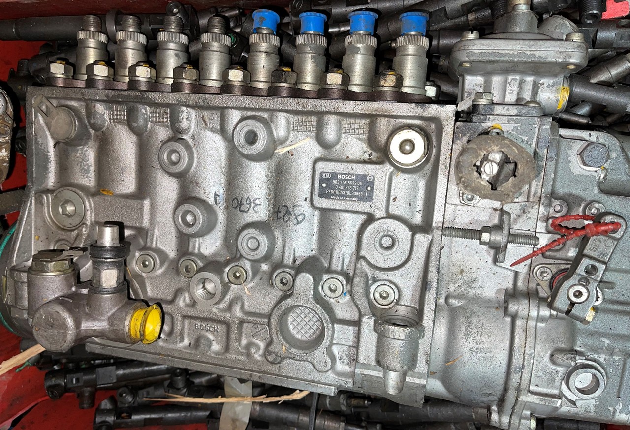 Liebherr Injection Pump 0401878717 - مضخة وقود - آلات البناء: صورة 3 Liebherr Injection Pump 0401878717 - مضخة وقود - آلات البناء: صورة 3