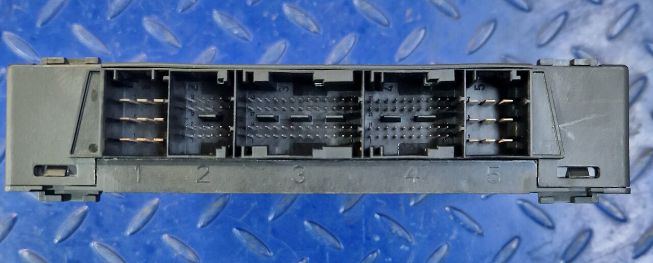 MERCEDES-BENZ Control Device CPC3 A0044465802 Actros Mp4 - قطع غيار - آليات: صورة 2 MERCEDES-BENZ Control Device CPC3 A0044465802 Actros Mp4 - قطع غيار - آليات: صورة 2