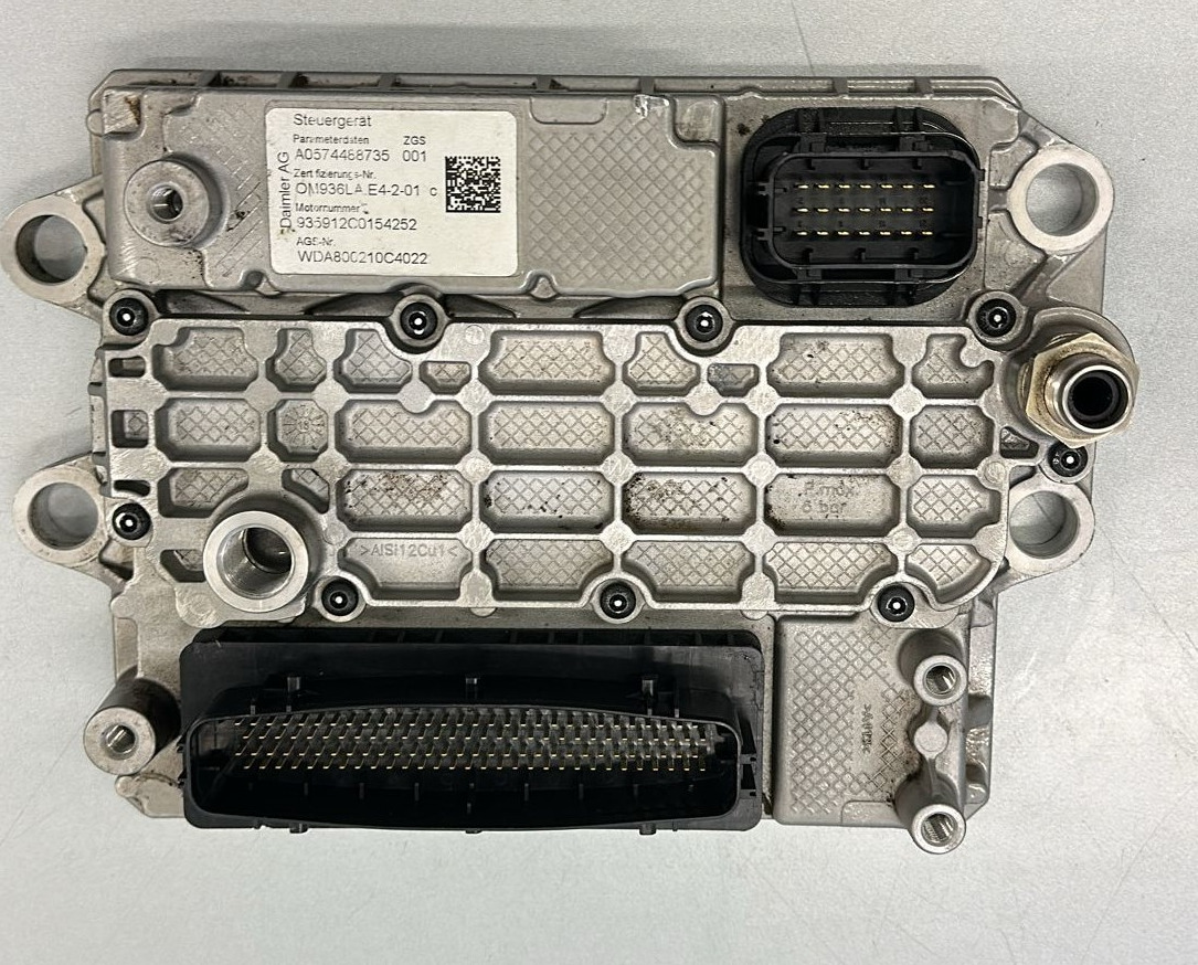 Manitou MRT 2150 PRIVILEGE PLUS ST4 S2 ECU A0014466435 - وحدة تحكم الكتروني - معدات المناولة: صورة 4 Manitou MRT 2150 PRIVILEGE PLUS ST4 S2 ECU A0014466435 - وحدة تحكم الكتروني - معدات المناولة: صورة 4