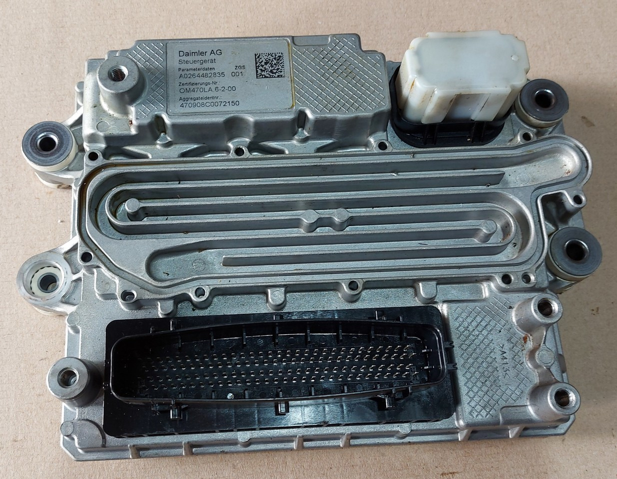 Mercedes Actros MP4 A0024464935 MCM2 MCM2.1 Reconditioned - وحدة تحكم الكتروني - شاحنة: صورة 3 Mercedes Actros MP4 A0024464935 MCM2 MCM2.1 Reconditioned - وحدة تحكم الكتروني - شاحنة: صورة 3