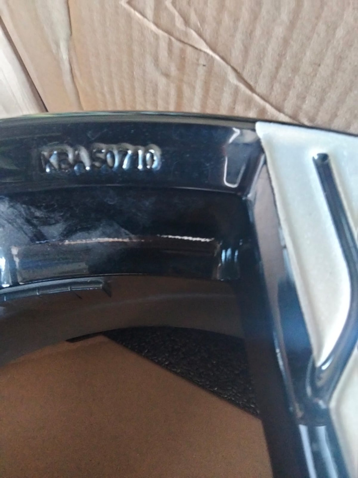 Mitsubishi Pajero L200 20 Zoll original Rims KBA50710 - الجنوط - سيارة: صورة 4 Mitsubishi Pajero L200 20 Zoll original Rims KBA50710 - الجنوط - سيارة: صورة 4