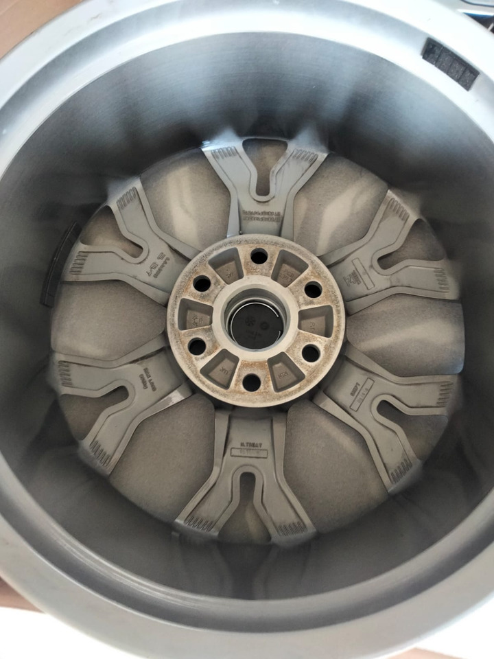 Mitsubishi Pajero L200 20 Zoll original Rims KBA50710 - الجنوط - سيارة: صورة 5 Mitsubishi Pajero L200 20 Zoll original Rims KBA50710 - الجنوط - سيارة: صورة 5