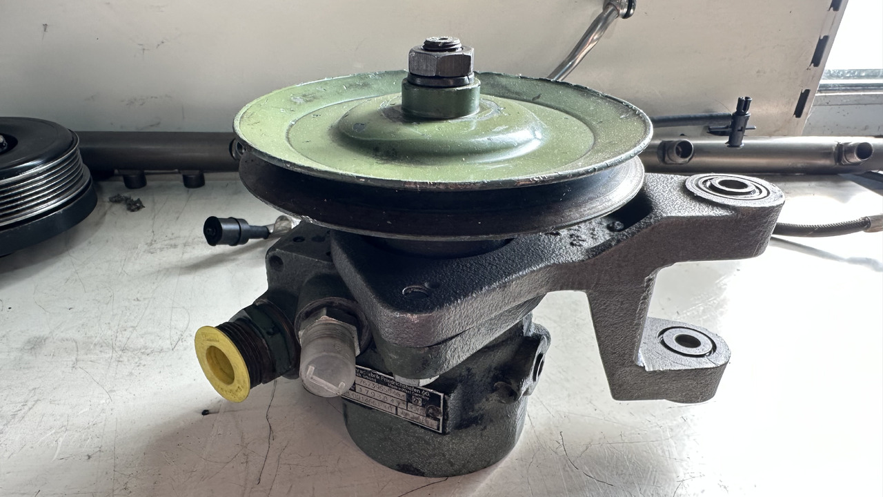 Mercedes Servo Hidraulik Pump 7673955546 - مضخة هيدروليكية: صورة 2 Mercedes Servo Hidraulik Pump 7673955546 - مضخة هيدروليكية: صورة 2