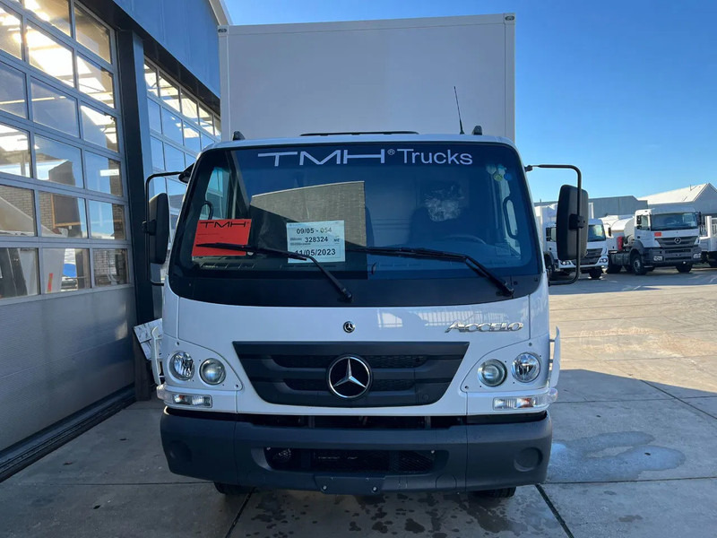 Mercedes-Benz Accelo 915 4x2 Closed Cargo Truck - شاحنة مقفلة: صورة 4 Mercedes-Benz Accelo 915 4x2 Closed Cargo Truck - شاحنة مقفلة: صورة 4
