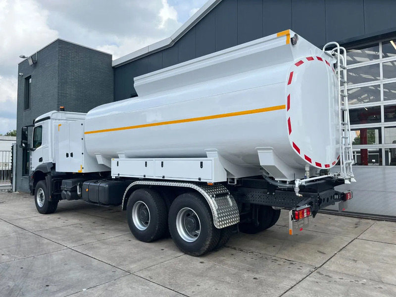 Mercedes-Benz Arocs 3340 6x6 Water Tank Truck - شاحنة صهريج: صورة 3 Mercedes-Benz Arocs 3340 6x6 Water Tank Truck - شاحنة صهريج: صورة 3