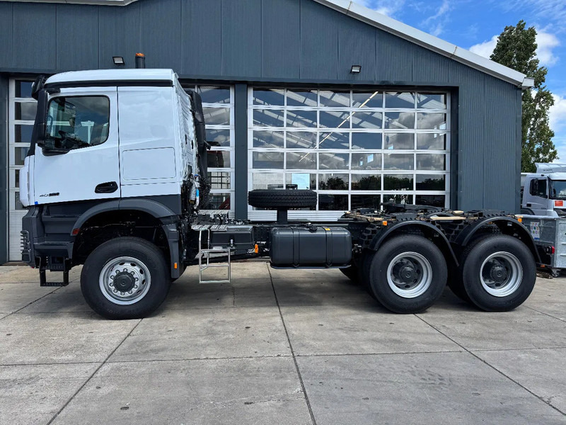 Mercedes-Benz Arocs 4058 AS 6x6 Tractor Head 180T Push Pull EURO-3 - وحدة جر: صورة 1 Mercedes-Benz Arocs 4058 AS 6x6 Tractor Head 180T Push Pull EURO-3 - وحدة جر: صورة 1