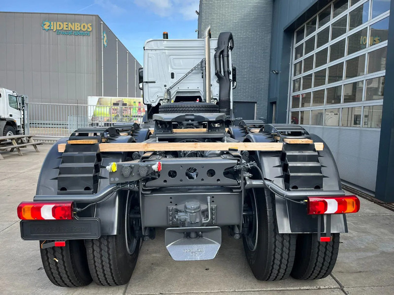 Mercedes-Benz Arocs 4058 AS 6x6 Tractor Head 180T Push Pull EURO-5 - وحدة جر: صورة 5 Mercedes-Benz Arocs 4058 AS 6x6 Tractor Head 180T Push Pull EURO-5 - وحدة جر: صورة 5