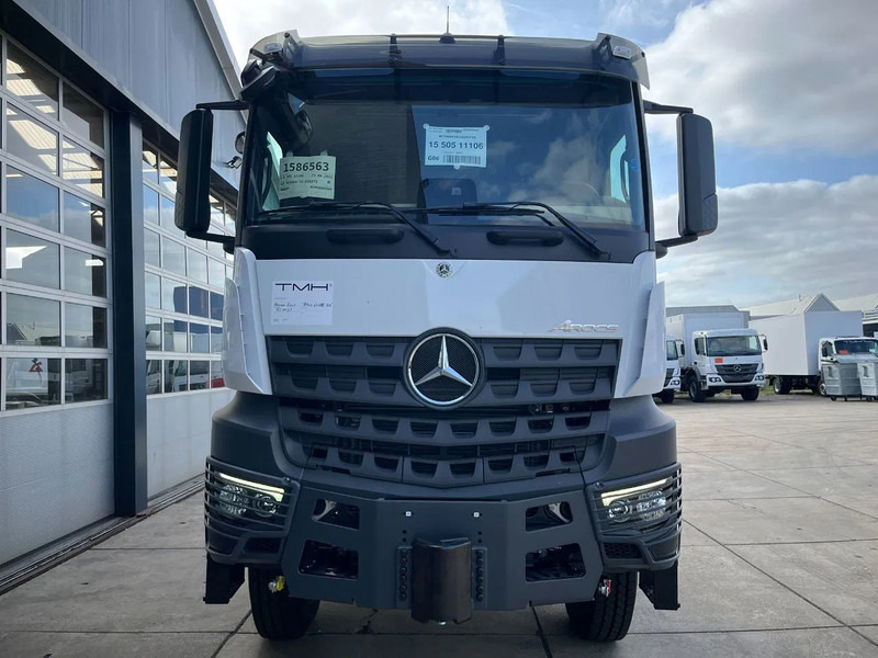 Mercedes-Benz Arocs 4058 AS 6x6 Tractor Head 180T Push Pull EURO-5 - وحدة جر: صورة 4 Mercedes-Benz Arocs 4058 AS 6x6 Tractor Head 180T Push Pull EURO-5 - وحدة جر: صورة 4