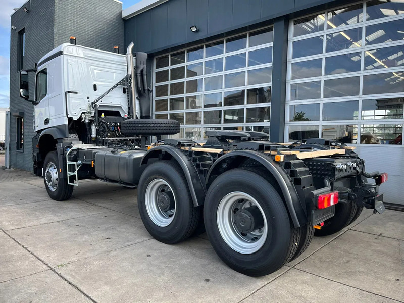 Mercedes-Benz Arocs 4058 AS 6x6 Tractor Head 180T Push Pull EURO-5 - وحدة جر: صورة 3 Mercedes-Benz Arocs 4058 AS 6x6 Tractor Head 180T Push Pull EURO-5 - وحدة جر: صورة 3