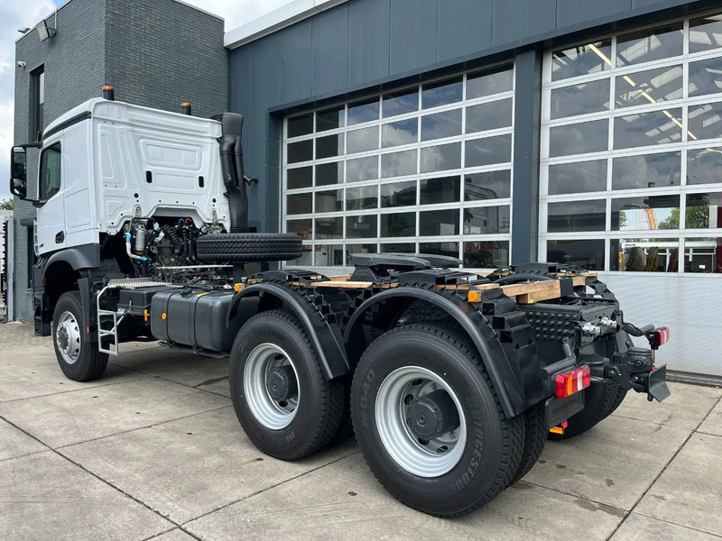 Mercedes-Benz Arocs 4058 AS 6x6 Tractor Head 180T Push Pull EURO-5 - وحدة جر: صورة 3 Mercedes-Benz Arocs 4058 AS 6x6 Tractor Head 180T Push Pull EURO-5 - وحدة جر: صورة 3