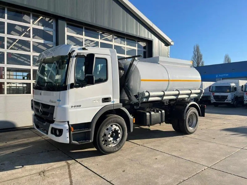 Mercedes-Benz Atego 1418 4x2 Fuel Tank Truck - شاحنة صهريج: صورة 1 Mercedes-Benz Atego 1418 4x2 Fuel Tank Truck - شاحنة صهريج: صورة 1