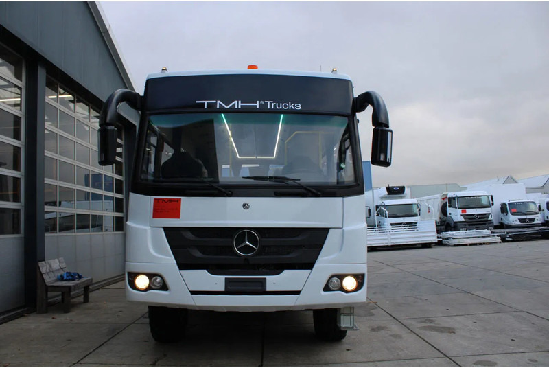 Mercedes-Benz Atego 1725 4x4 Passenger Bus - مركبة كوتش: صورة 3 Mercedes-Benz Atego 1725 4x4 Passenger Bus - مركبة كوتش: صورة 3
