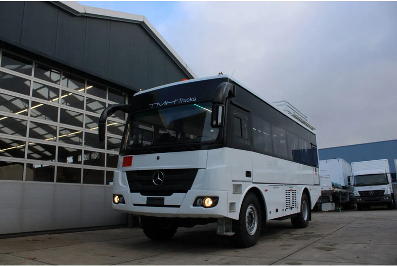 Mercedes-Benz Atego 1725 4x4 Passenger Bus - مركبة كوتش: صورة 1 Mercedes-Benz Atego 1725 4x4 Passenger Bus - مركبة كوتش: صورة 1