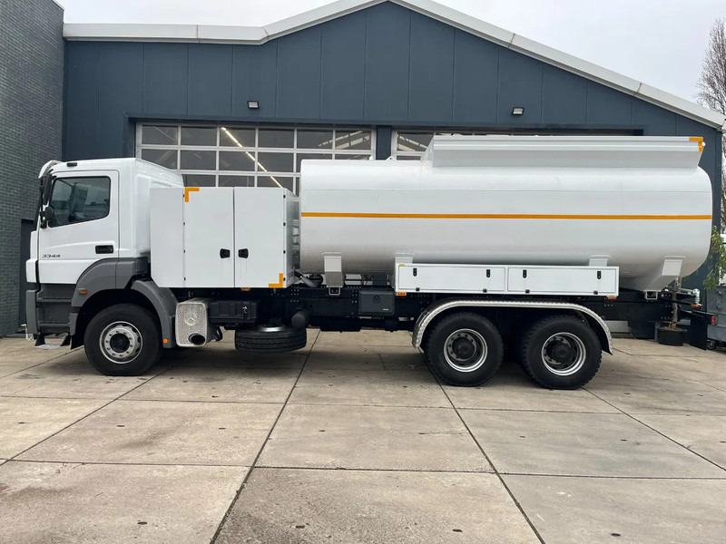 Mercedes-Benz Axor 3344 6x4 Water Tank Truck - شاحنة صهريج: صورة 2 Mercedes-Benz Axor 3344 6x4 Water Tank Truck - شاحنة صهريج: صورة 2