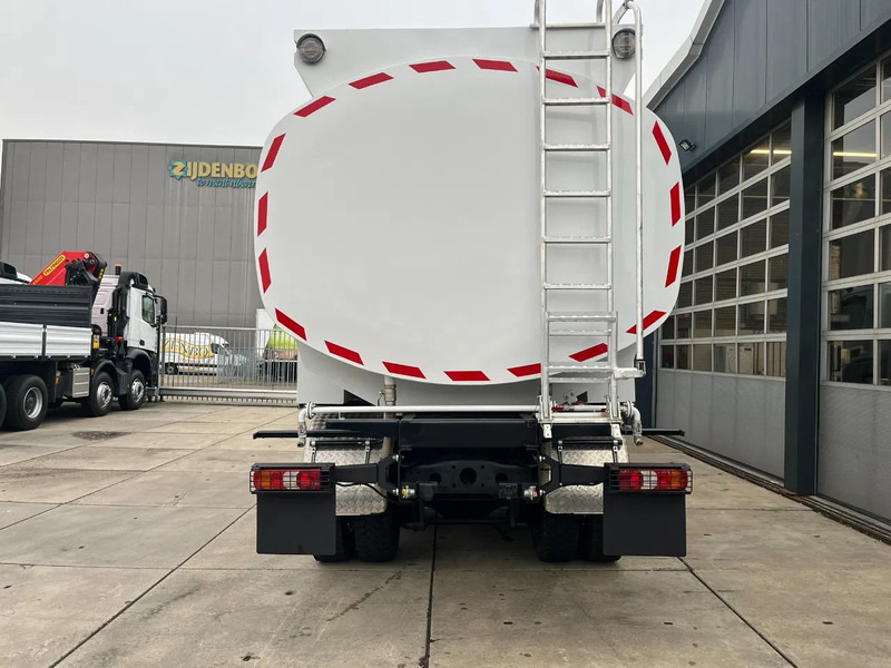 Mercedes-Benz Axor 3344 6x4 Water Tank Truck - شاحنة صهريج: صورة 5 Mercedes-Benz Axor 3344 6x4 Water Tank Truck - شاحنة صهريج: صورة 5