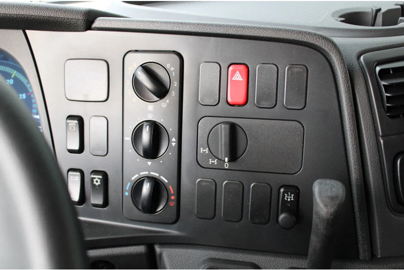 Mercedes-Benz Axor 3344 K 6x4 Tipper Truck Mercedes-Benz Axor 3344 K 6x4 Tipper Truck: صورة 12 Mercedes-Benz Axor 3344 K 6x4 Tipper Truck Mercedes-Benz Axor 3344 K 6x4 Tipper Truck: صورة 12