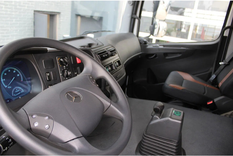 Mercedes-Benz Axor 3344 K 6x4 Tipper Truck Mercedes-Benz Axor 3344 K 6x4 Tipper Truck: صورة 13 Mercedes-Benz Axor 3344 K 6x4 Tipper Truck Mercedes-Benz Axor 3344 K 6x4 Tipper Truck: صورة 13